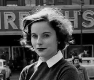 CloudyHair7387의 1950s Wife