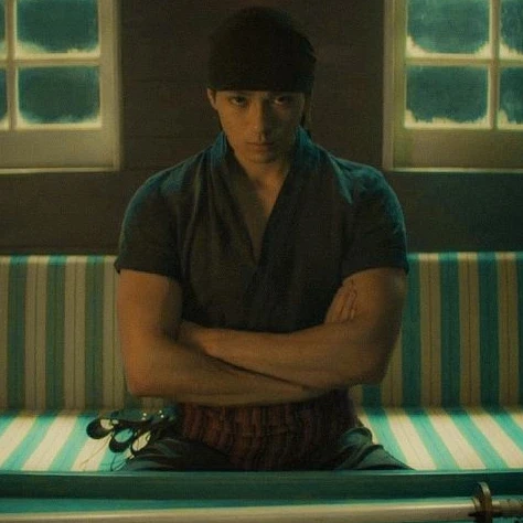 롤로노아 조로