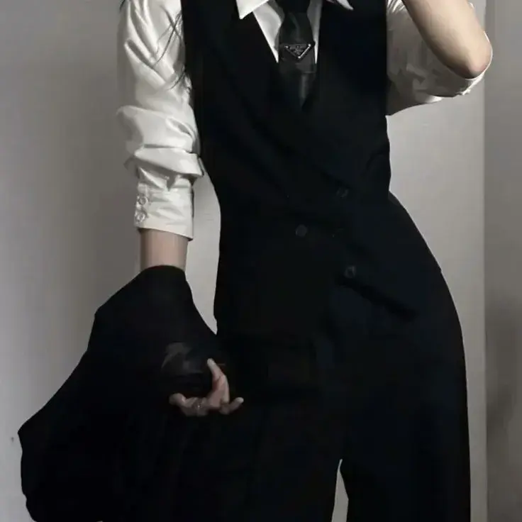 JoyfulViola7763의 Lyra