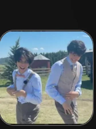 Mightbeurfavchicken의 Isaac and lee Garcia
