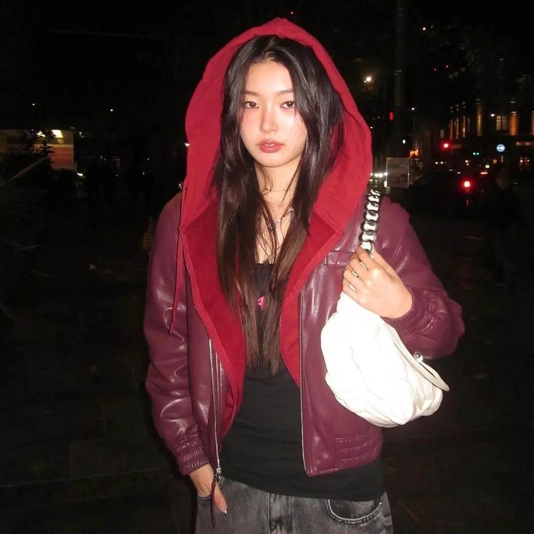 LoudGlass3506의 Jeong Yoonchae
