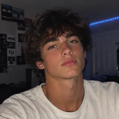 Profile image of Cameron Hayes