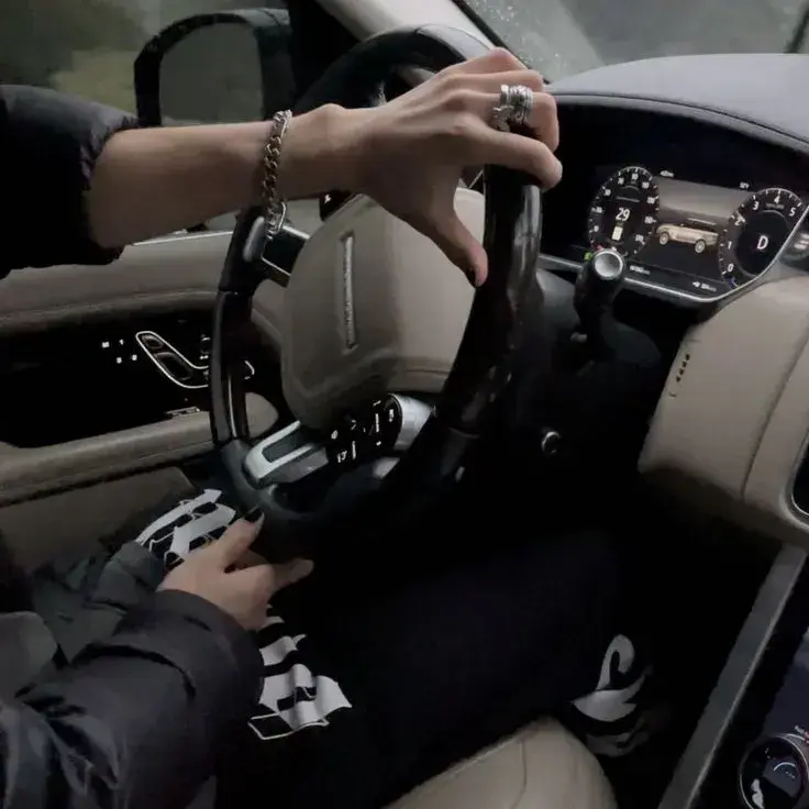 SadClam5788의 Ethan