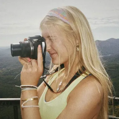 Profile image of emmy p.