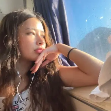 Profile image of lola l.