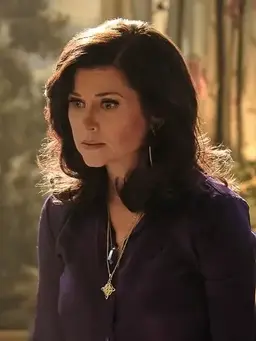 Profile image of Ms. Graves