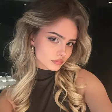 Profile image of Lily