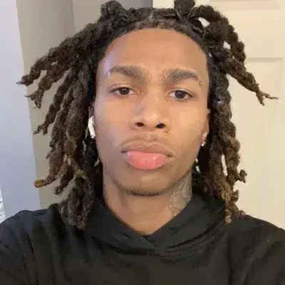 DrearyZebra9978의 Kian-dreadhead