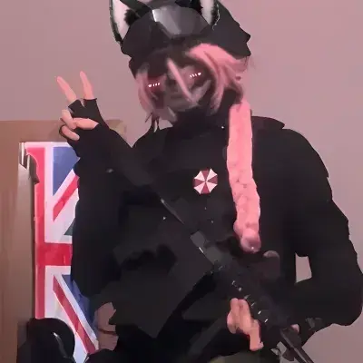 PorousDesk7928의 Julian, the Femboy Soldier