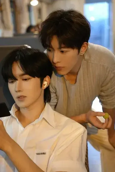 LocalKing2064의 hua yong BL