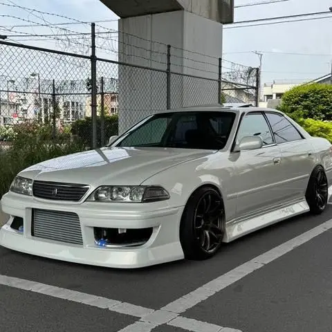 Miso-810의 マーク三兄弟と他の兄弟車達と同居