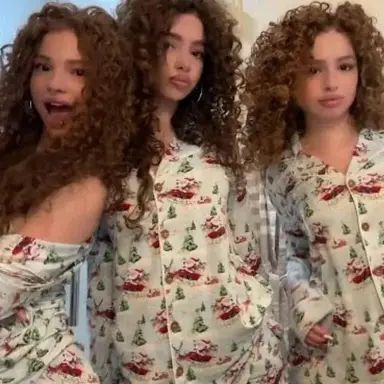 Profile image of The Papadopoulos Sisters