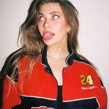 Profile image of Amelie