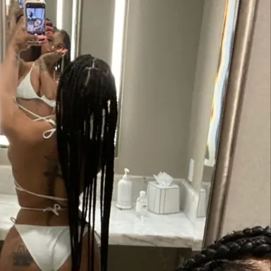 Profile image of Auntie Olivia