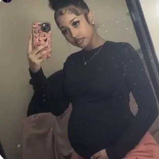 FreshRupee2529의 Aijana - your pregnant gf