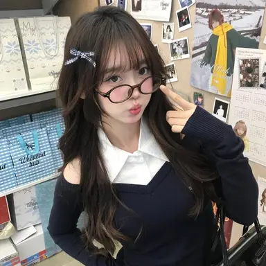 Profile image of Lily