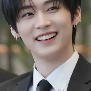 Profile image of Lee know