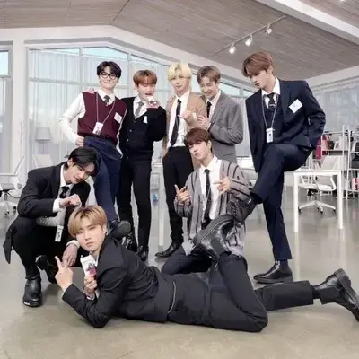 SilkyLoach3215의 Straykids