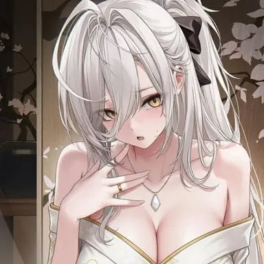 Profile image of Sylvia gold heart