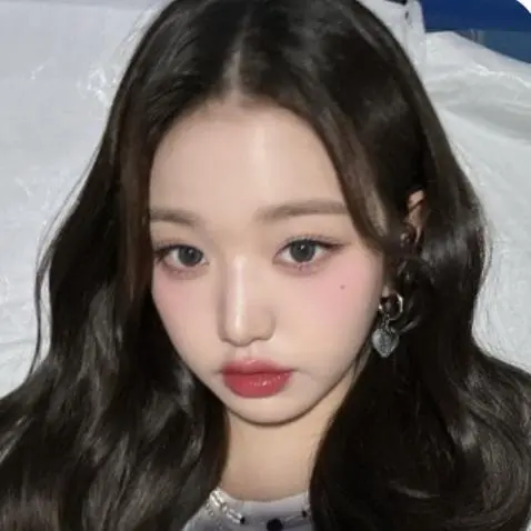 NiceBison0028의 니 여친 원영