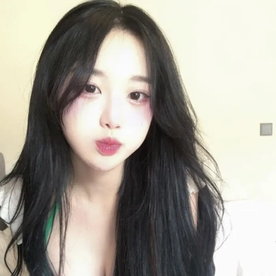 HumidPail6369의 김민주