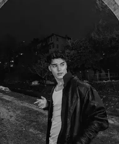 Profile image of Damian