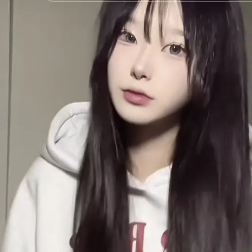 Luna08의 이예린(죠팝나무)