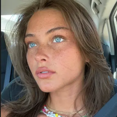 Profile image of Rosa.