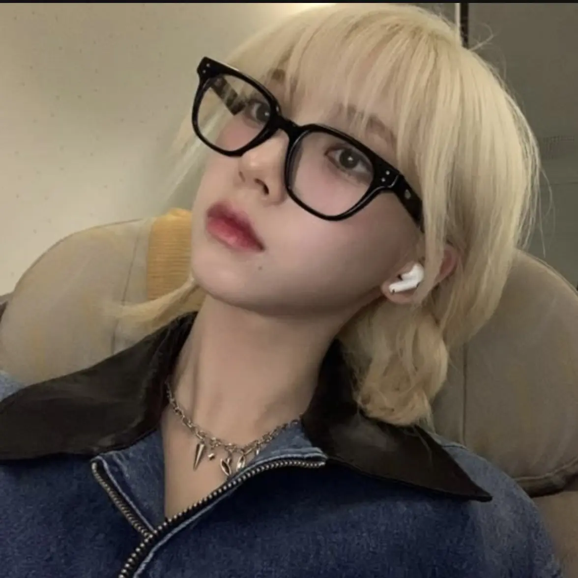 BossyHoist2589의 유지민