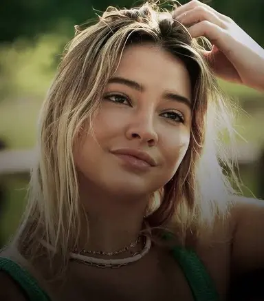 Profile image of Sarah