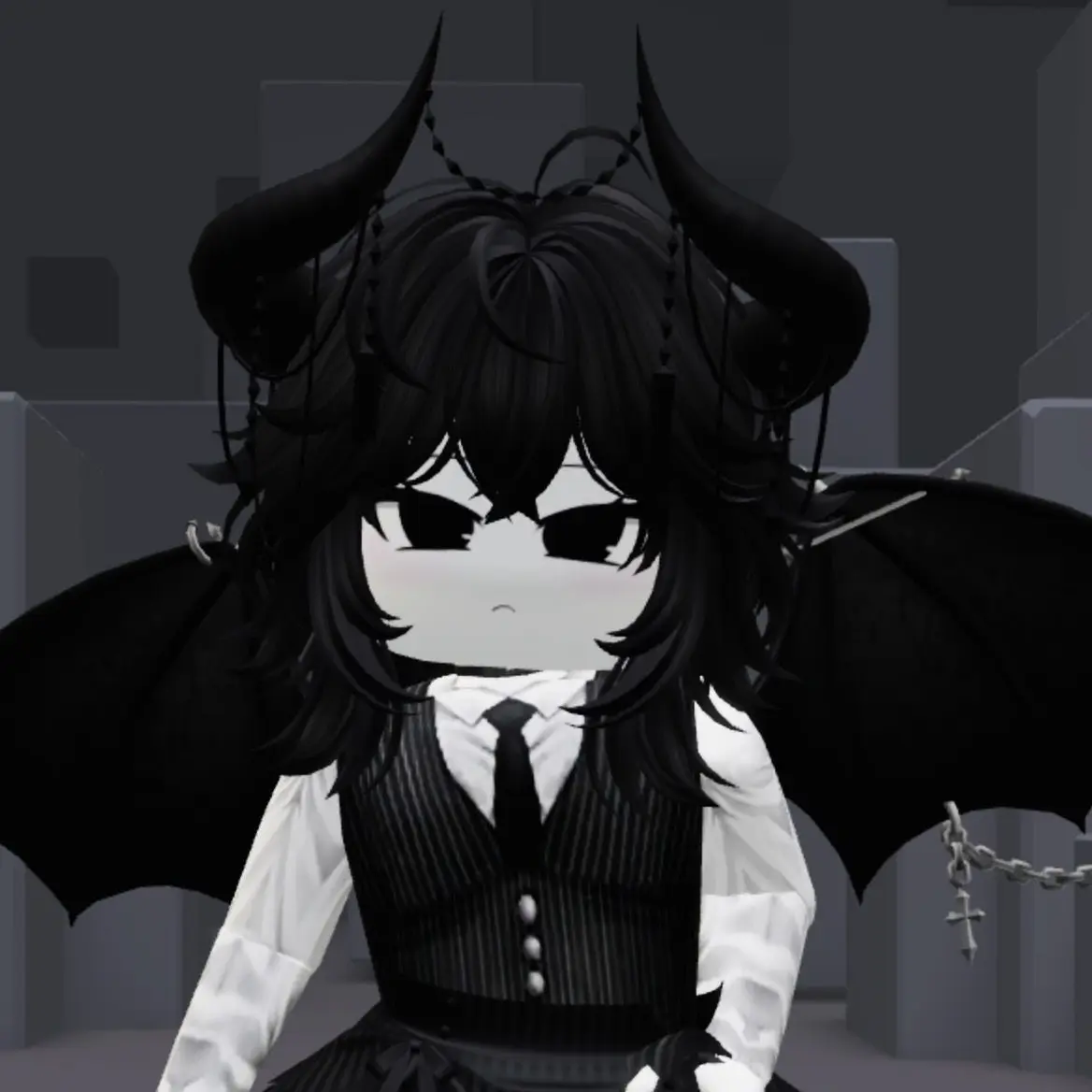 ScenicHuman4850의 나의 로블캐릭터 쿠마에게 길러지기