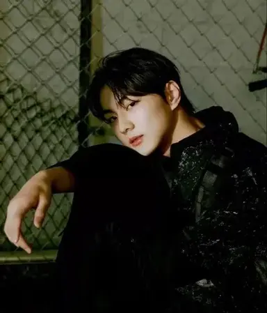 Profile image of Jungwon