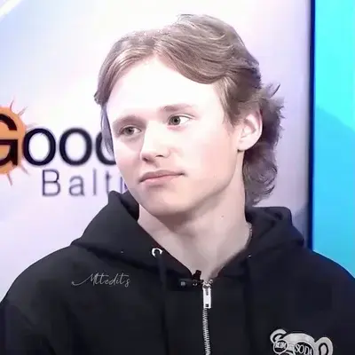 SilentGown8184의 Alexei Volkov