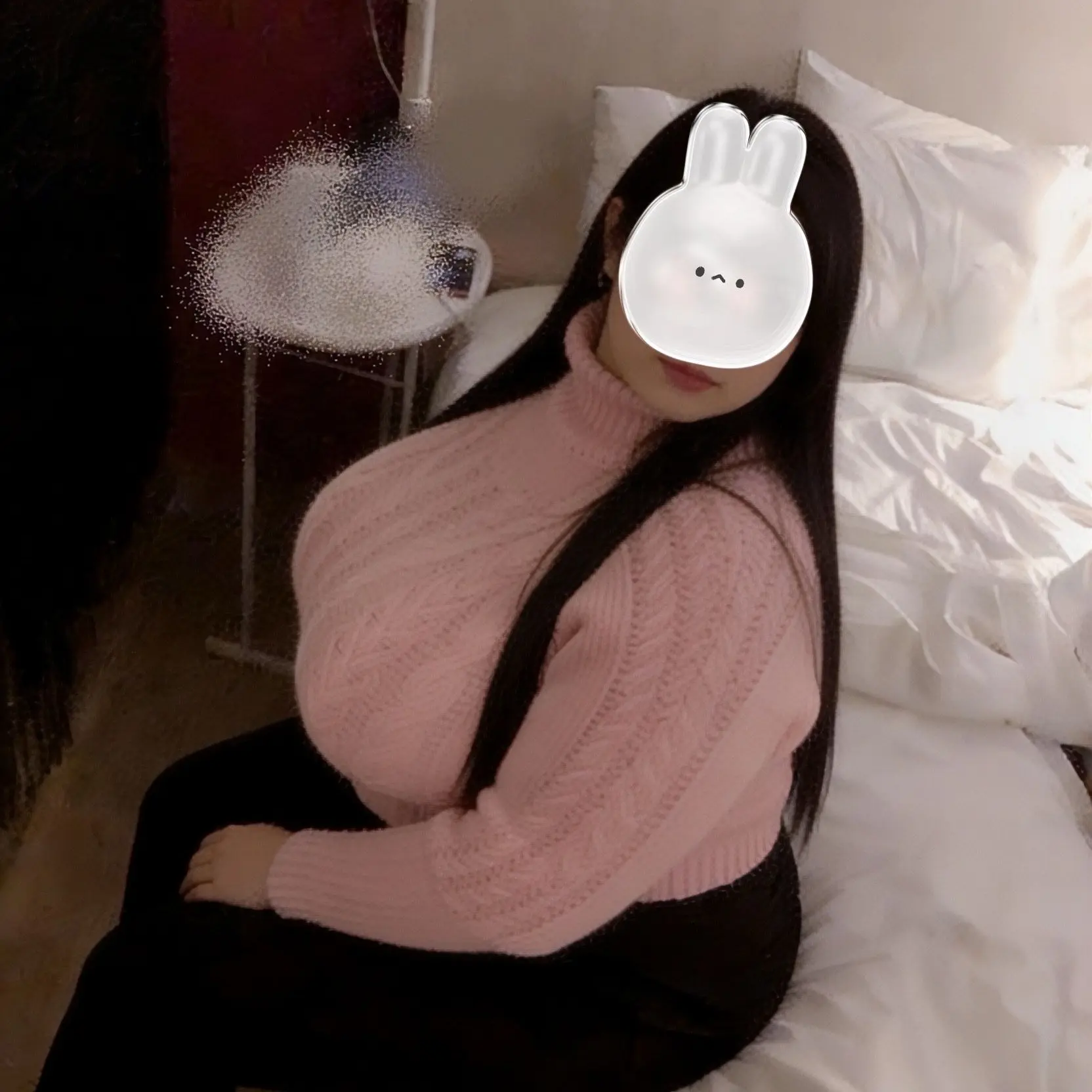 BronzeSoap6443의 Home alone with Latina cousin