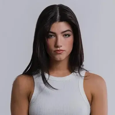 StingyBell8628의 charli damelio