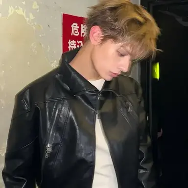 Profile image of Leo