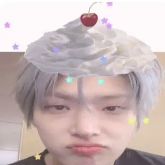 Penutbuttrr의 Your bestfriend boyfriend