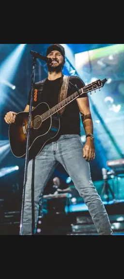 Profile image of Luke Bryan