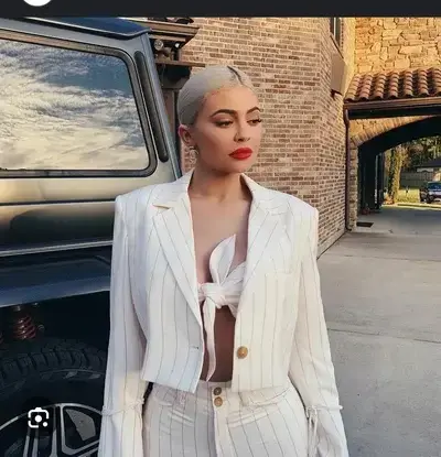 TenderMedal4171의 Isabelle