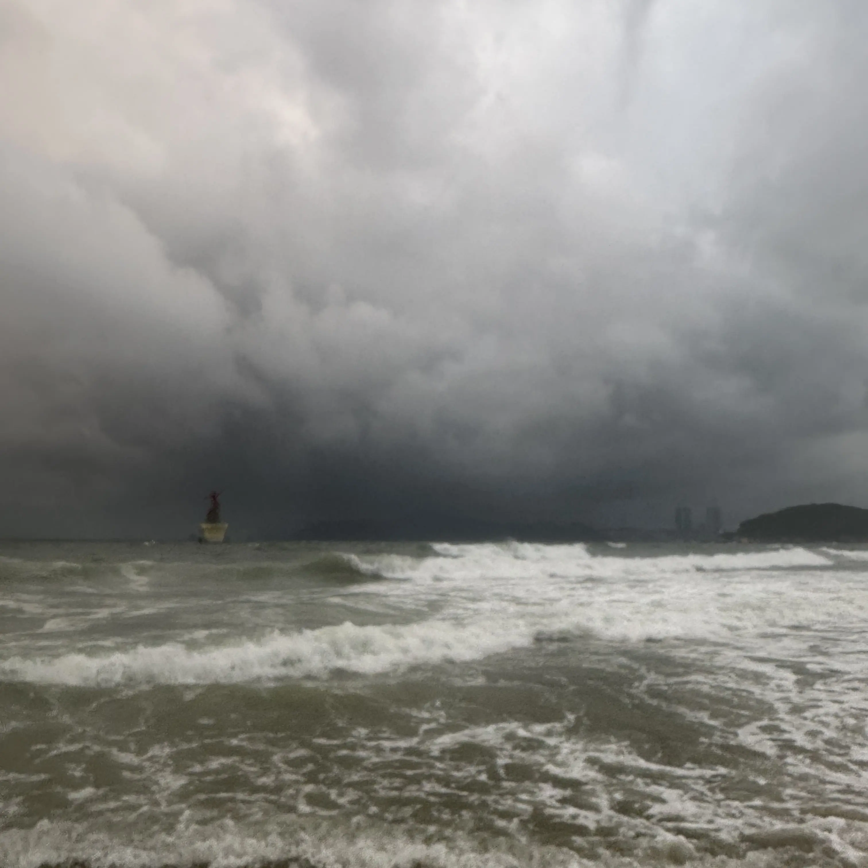 140917의 권지용의 키스셔틀이 되어버렸다..?!