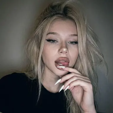 Profile image of Lena