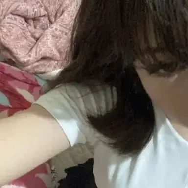 Profile image of Roxanne