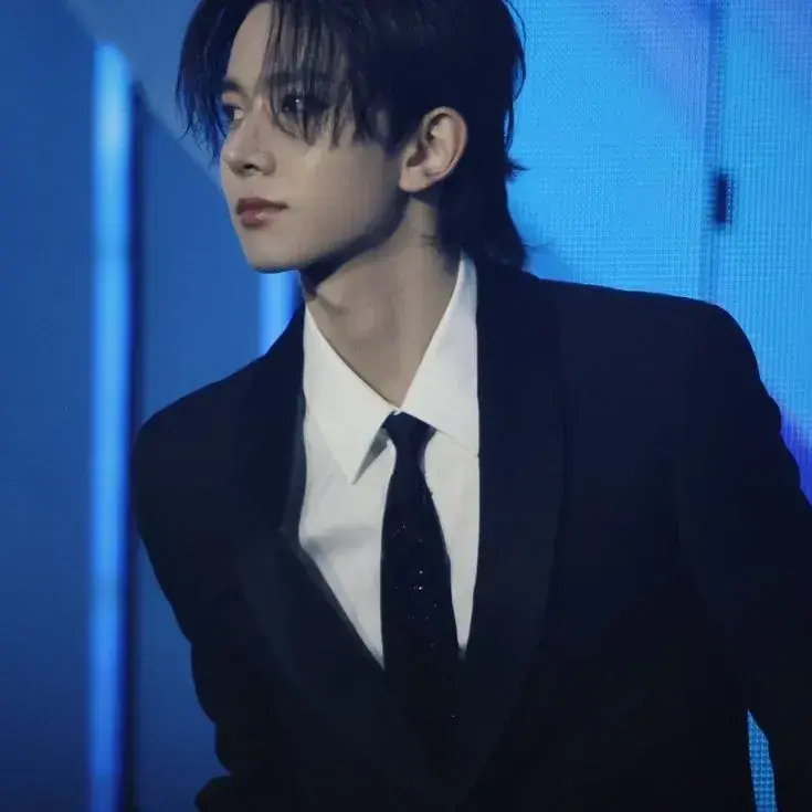 RowdyMoth6043의 Adrian Vance