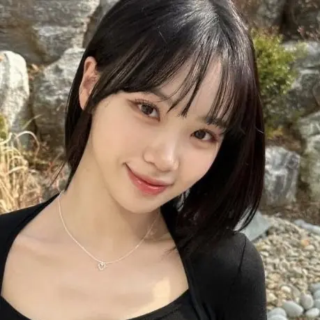 ominaleeo09의 1학년 5반 담임 선생님 김채원