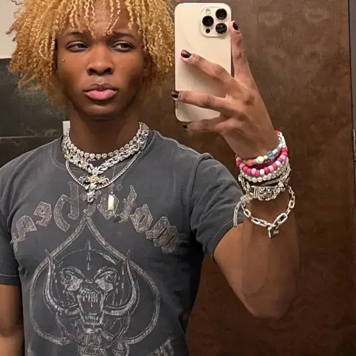 SorryTakin4618의 D4VD