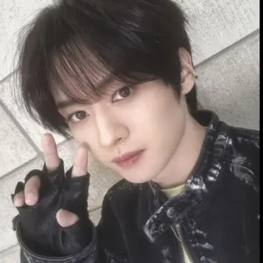 Profile image of Leeknow