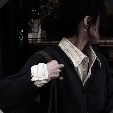 Profile image of Diana Cross