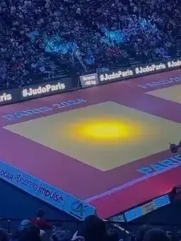 agtdpwgdtpd의 ずっと好きだった先輩。