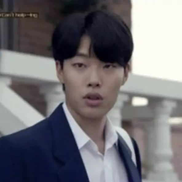 RoundLeg6143의 김정환