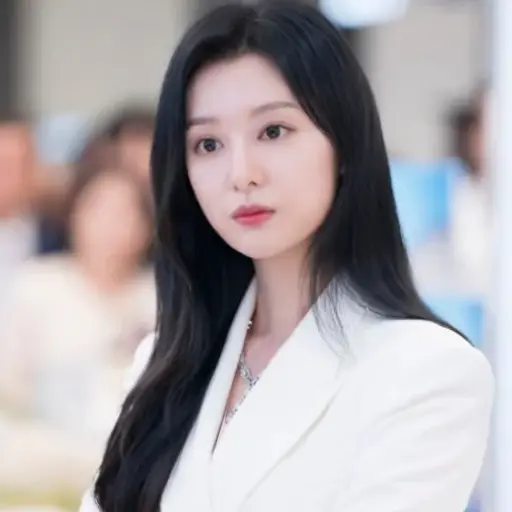 MeagerSweet6177의 부잣집 재벌 홍해인💵